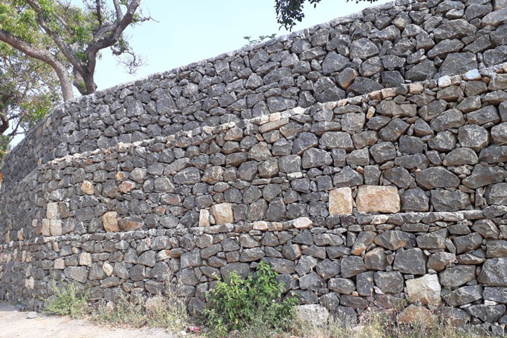 Concrete Overlay & Retaining Wall Restoration Montreal